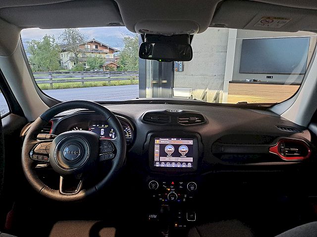 Jeep Renegade  1.3 PHEV 240PS AT 4xe Trailhawk