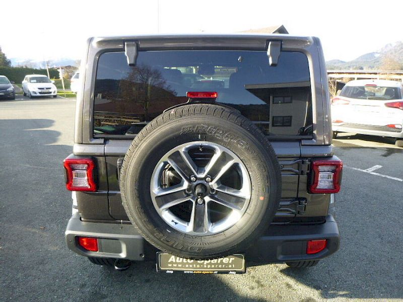 Jeep Wrangler Sahara Unlimited 2,0 T GME 8AT