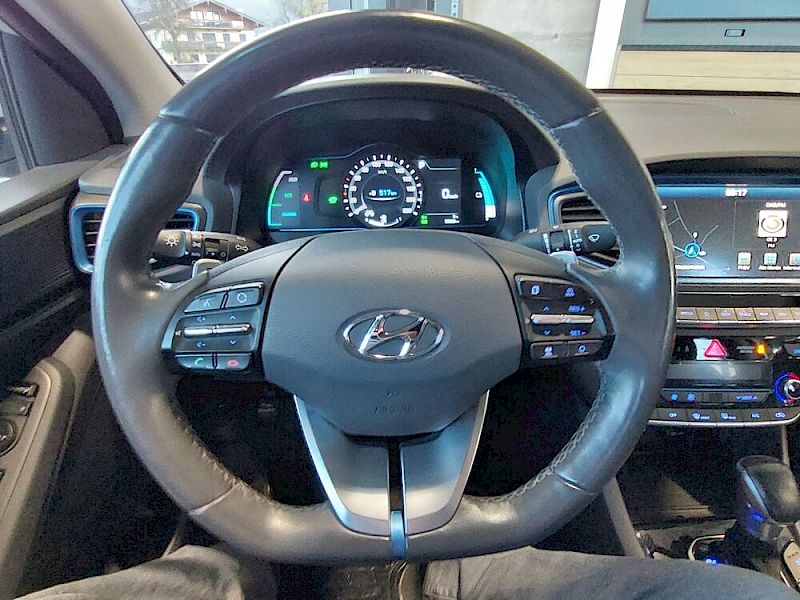 Hyundai Ioniq Style 1,6 GDi PHEV AT