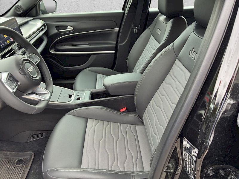 Jeep Avenger Upland Mild-Hybrid 4xe