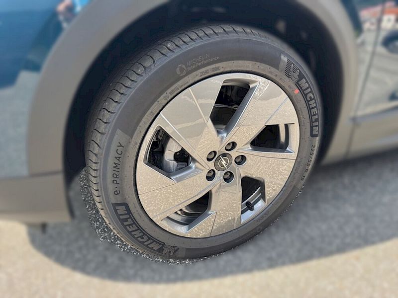 Opel Grandland 1.2 MHEV Edition Aut. *Anhängerkupplung*