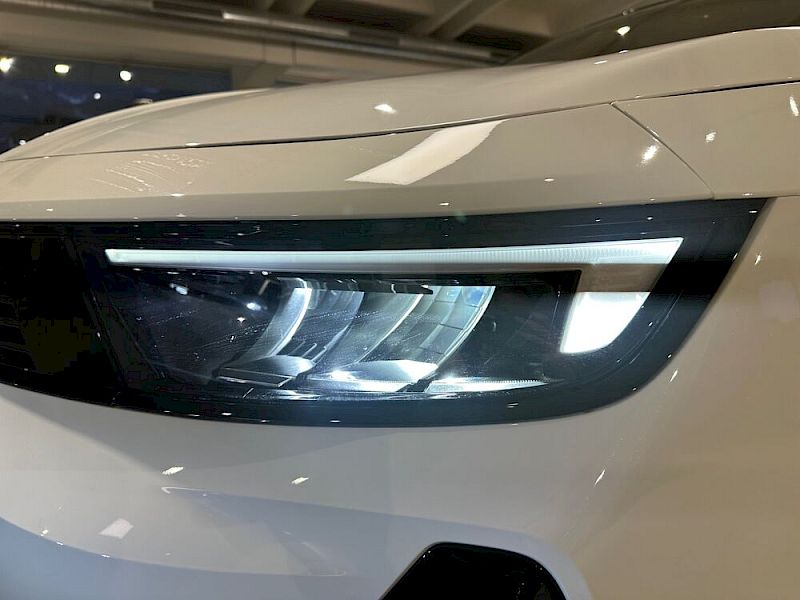 Opel Astra 1.2 GS AT8 *Winterreifen*