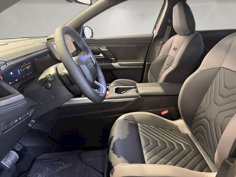 Jeep Compass 1.2 eDCT First Edition