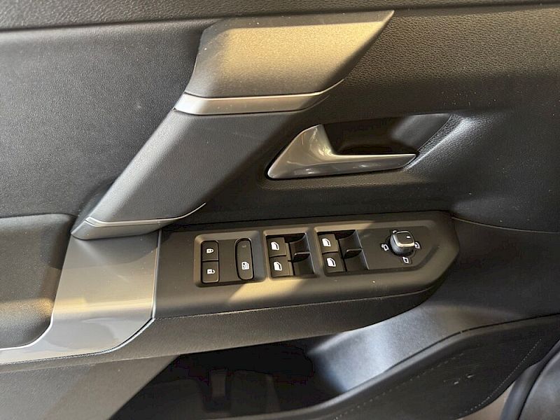 Jeep Compass 1.2 eDCT First Edition