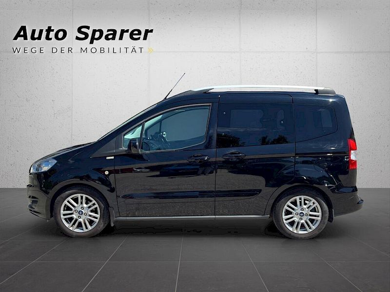 Ford Tourneo Courier Titanium